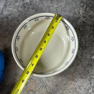 Polish Pottery 8" bowl Daisy Dots Boleslawiec Pottery - Thumbnail 2